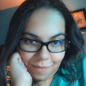 Meet your Posher, Angelica